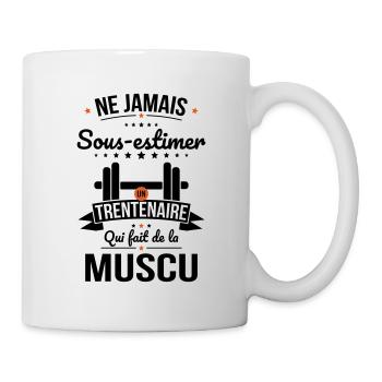 Sous-estimer un trentenaire qui fait de la muscu - Mug blanc - blanc - Droite