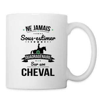 Sous-estimer un quadragénaire sur son cheval - Mug blanc - blanc - Droite