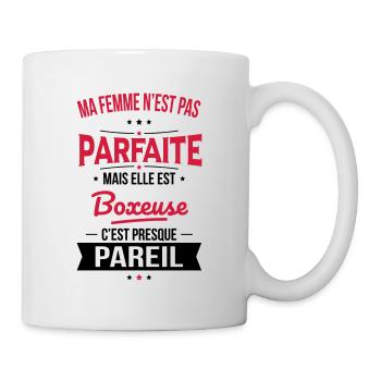 Ma femme n'est pas parfaite mais elle est boxeuse - Mug blanc - blanc - Droite