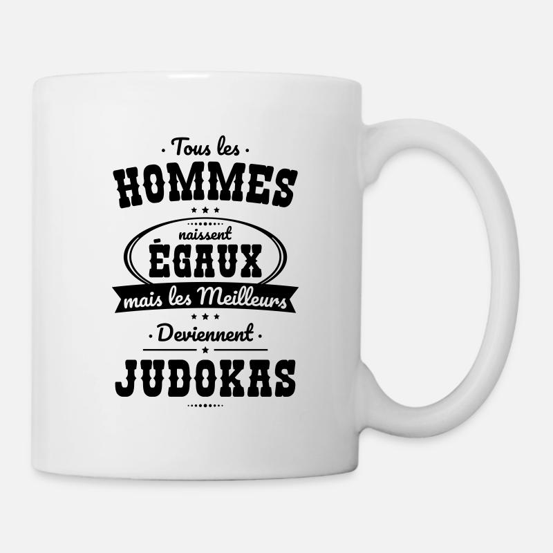 Hommes égaux les meilleurs deviennent judokas - Mug blanc - blanc