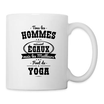 Hommes égaux les meilleurs font du yoga - Mug blanc - blanc - Droite