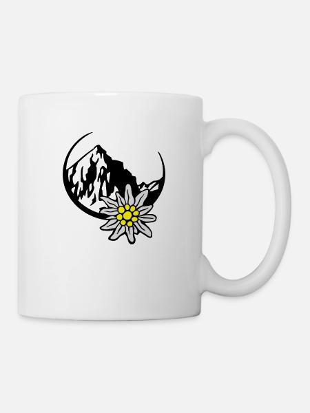 bergpanorama_mit_edelweiss_3c - Tasse - Weiß