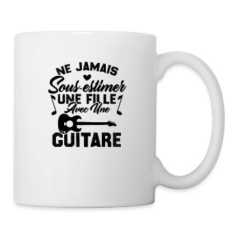 Ne jamais sous estimer une fille avec une guitare - Mug blanc - blanc - Droite