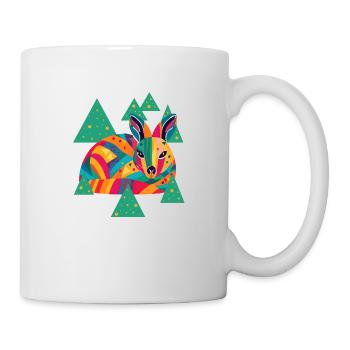 Dessin d’une biche colorée parmi les arbres - Mug blanc - blanc - Droite