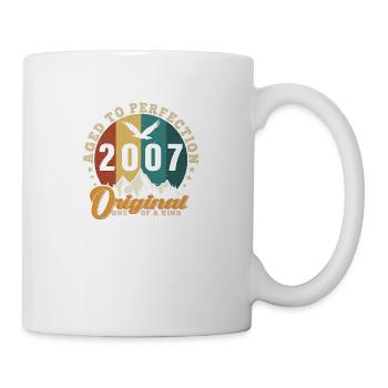 Die Legenden wurden im Jahrgang 2007 geboren - Tasse - Weiß - Rechts