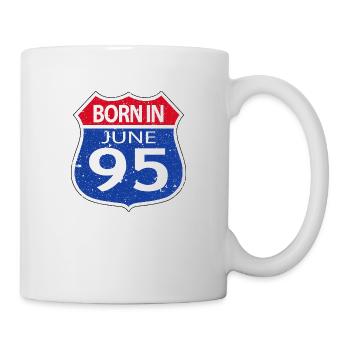 Né(e) en Juin 1995 - Mug blanc - blanc - Droite