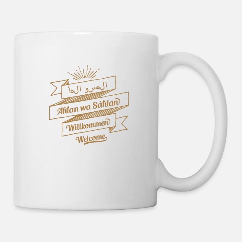 Welcome (arabic, german, english) - Mug - white