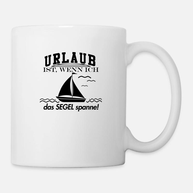 Bateau de vacances avec yacht avec marin sur le bateau - Mug blanc - blanc