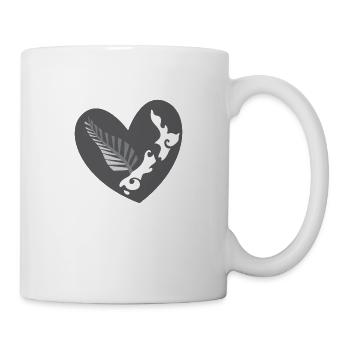 KIWI Herz mit neuseeländischem Farn und Karte - Tasse - Weiß - Rechts