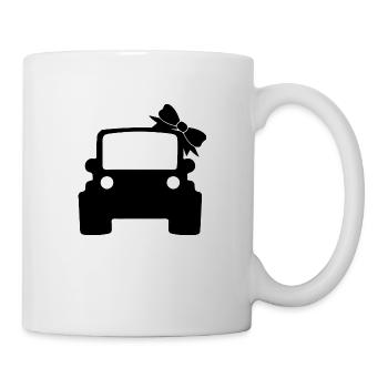 Frau mit Geländewagen - Tasse - Weiß - Rechts