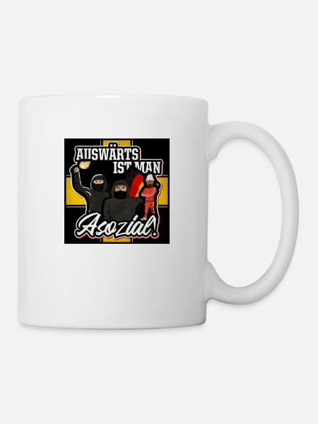 Auswärts ist man asozial - Tasse - Weiß