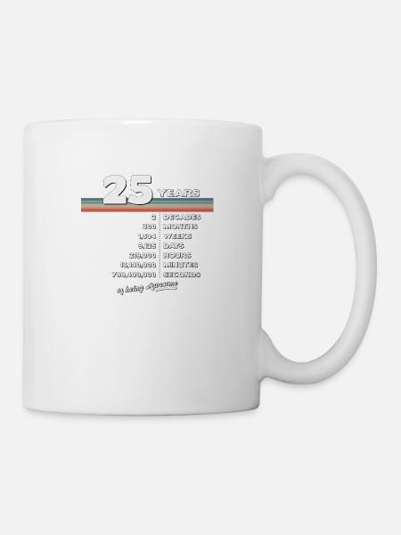25e verjaardag Vintage 25 jaar oud Retro 300 - Mok - wit