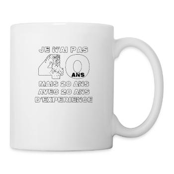 Je n'ai pas 40 ans - Mug blanc - blanc - Droite