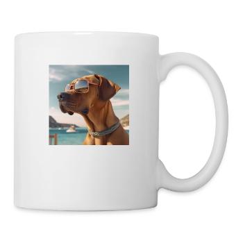 Rhodesian Ridgeback portant des lunettes de soleil en vacances - Mug blanc - blanc - Droite