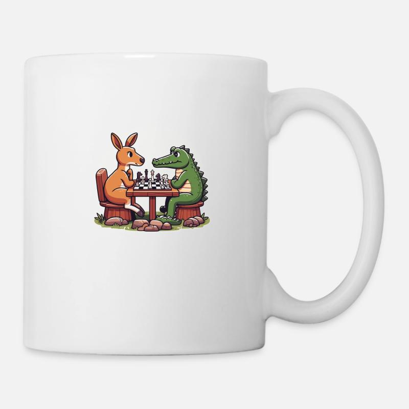 Känguru vs. Krokodil: Ein lustiges Schachdesign - Tasse - Weiß