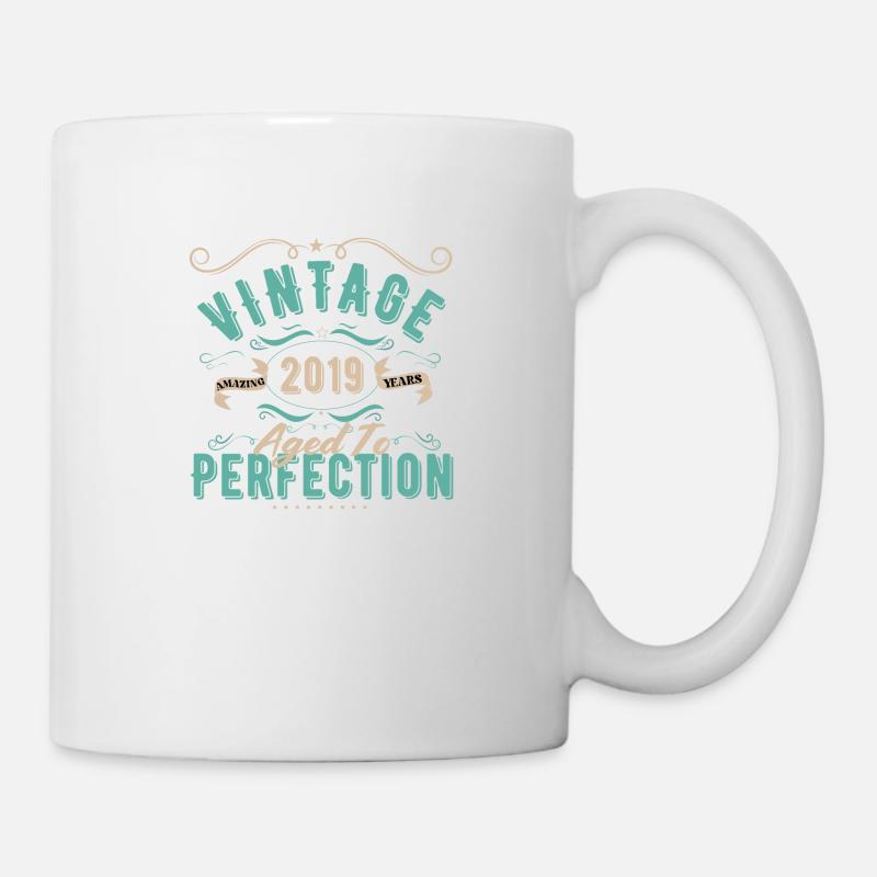 Vintage 2019-Cadeau d’Anniversaire 2019 - Mug blanc - blanc