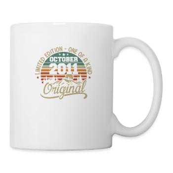 Octobre 2011 - Légendes Sont Nées En Octobre 2011 - Mug blanc - blanc - Droite