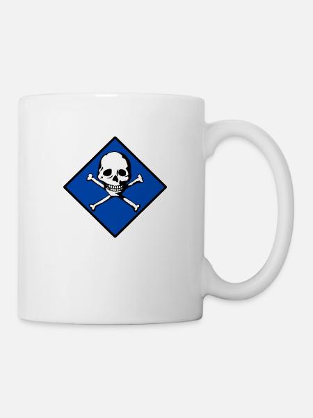 Schädel und Knochen - Tasse - Weiß