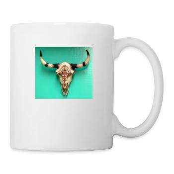 Crâne de taureau avec des ornements sur un mur vert - Mug blanc - blanc - Droite