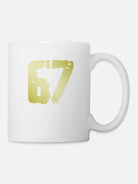 67 Zahl Vintage - Tasse - Weiß