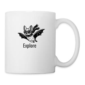 Fliegende Fledermaus mit Brille und Schal - Explore Design - Tasse - Weiß - Rechts