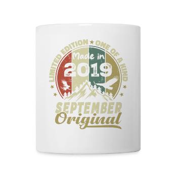 2019 – Legenden werden im September 2019 geboren - Tasse - Weiß - Vorne