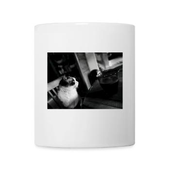 Chat noir et tasse au café - Mug blanc - blanc - Devant