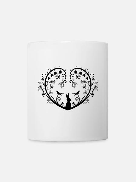 Coeur avec lapin de Pâques et oeufs de Pâques. - Mug blanc - blanc