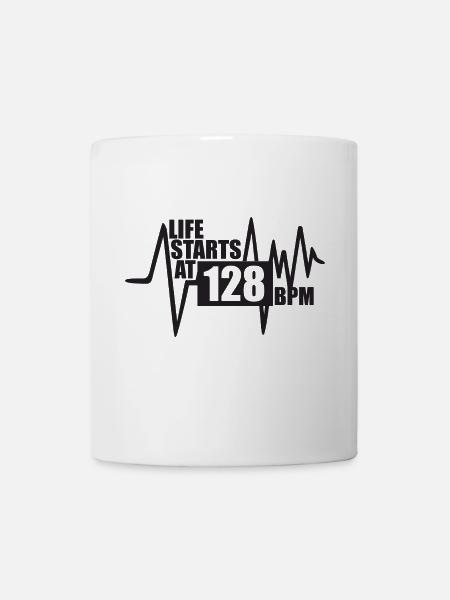 Das Leben beginnt bei 128 BPM - Tasse - Weiß