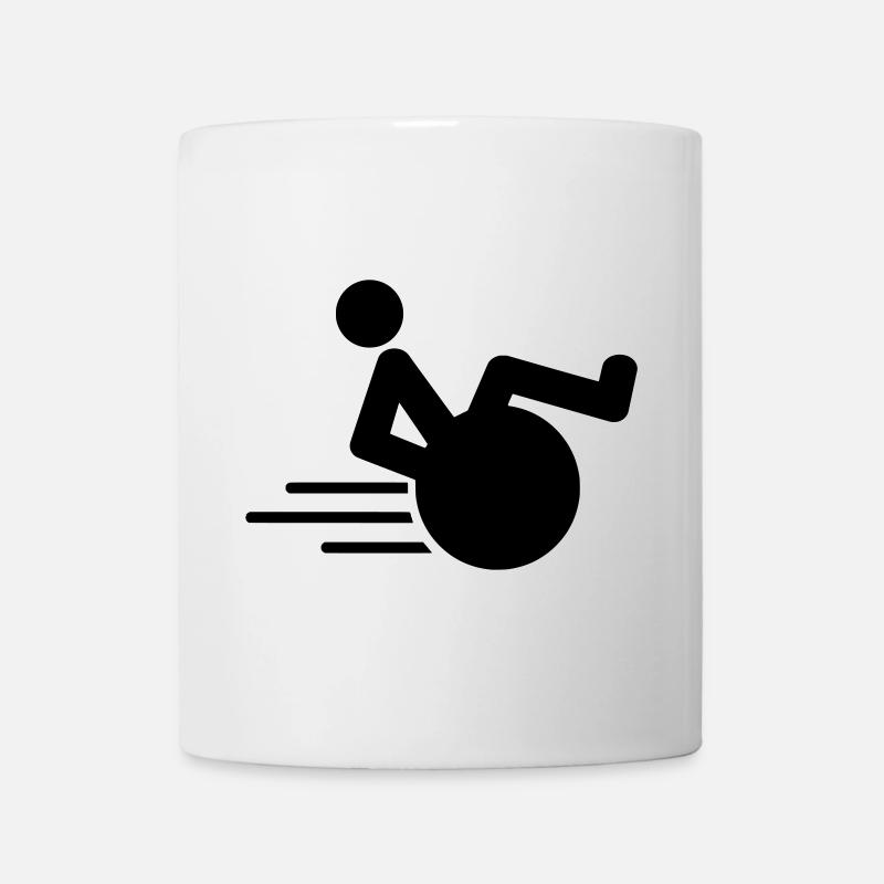 Wheelie avec fauteuil roulant représente l’agilité * - Mug blanc - blanc