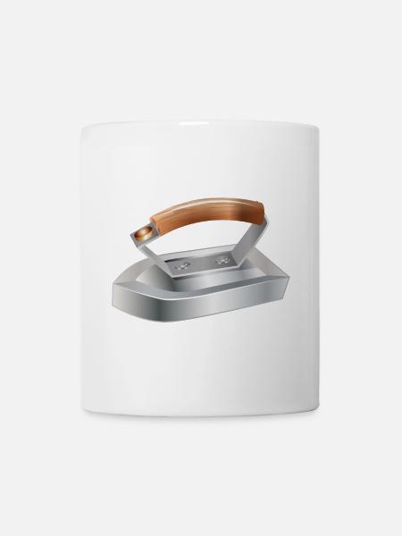 fer à repasser antique pour les sentiments nostalgiques - Mug blanc - blanc