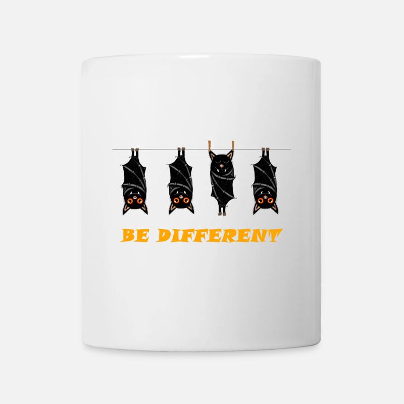 BE DIFFERENT - Mug - white