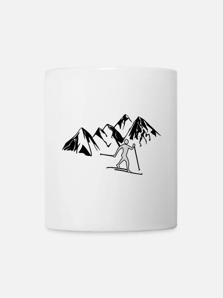 Langläufer vor Bergen - Tasse - Weiß