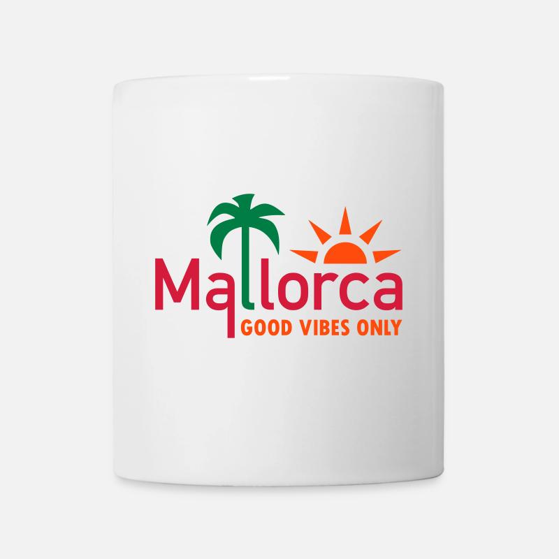 Mallorca, good vibes only (palm tree, sun) - Mug - white
