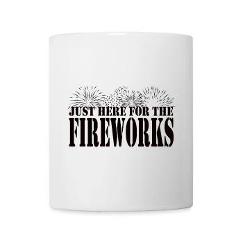 Juste ici pour les feux d’artifice - Mug blanc - blanc - Devant