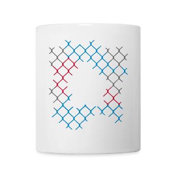Hole in the chain-link fence - Mug - white - Front