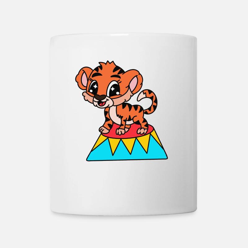 Kleiner Tiger auf Zirkusplattform - Tasse - Weiß