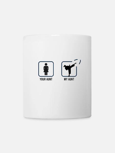 Your Aunt My Aunt Kung Fu - Tasse - Weiß