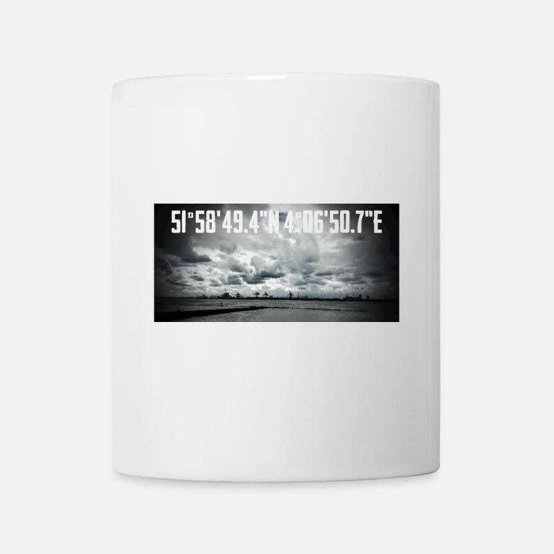 Küstenkoordinaten Mit Industrielandschaft - Tasse - Weiß