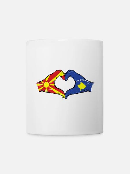 Mazedonien Kosovo Flagge Hände Herzform used - Tasse - Weiß
