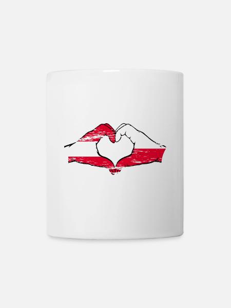 Österreich Polen Flagge Hände Herzform used - Tasse - Weiß