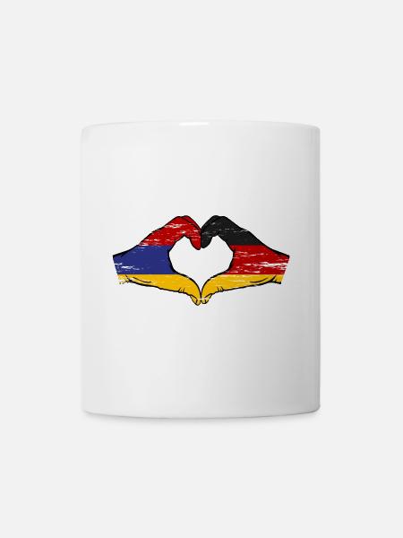 Armenien Deutschland Flagge Hände Herzform used - Tasse - Weiß