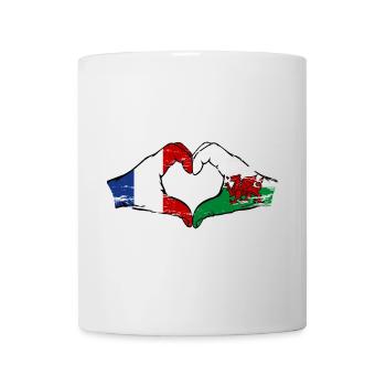 France Drapeau Pays de Galles mains forme coeur utilisé - Mug blanc - blanc - Devant