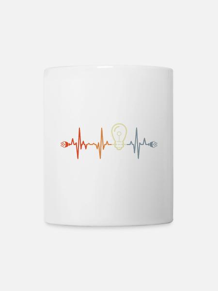 Mon cœur bat pour l’électricité - Mug blanc - blanc