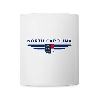 North Carolina Fan T-Shirt – Stylisch & Einzigarti - Tasse - Weiß - Vorne