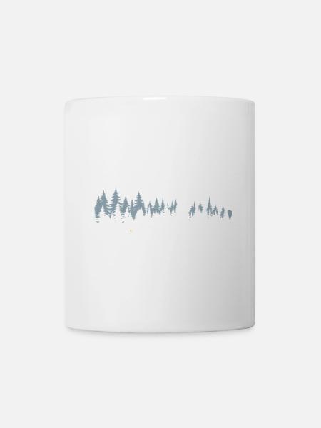 Ruhige Bergwaldszene - Tasse - Weiß