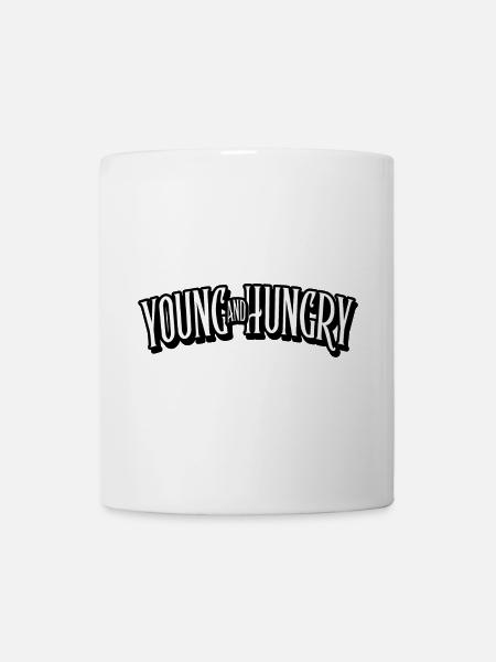 young and hungry - Tasse - Weiß