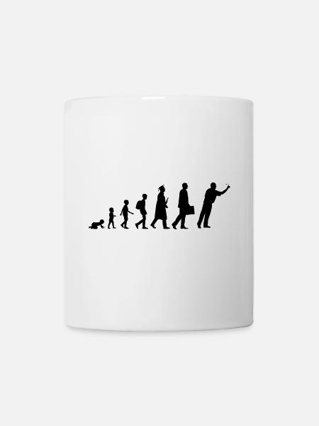Entwicklung eines Dartspielers - Tasse - Weiß