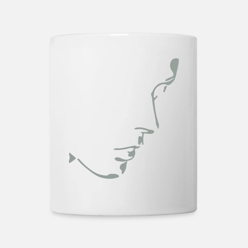 girl face, light and shadow - Mug - white