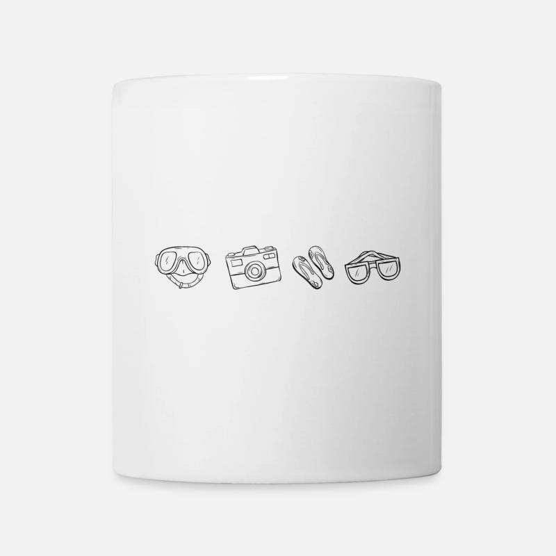 Essentials für den Strandurlaub - Tasse - Weiß